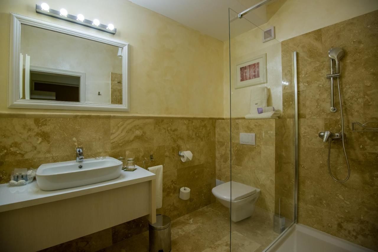Гостевой дом Pensiunea Holiday Villa Брашов-34