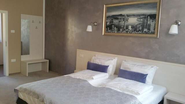 Гостевой дом Pensiunea Holiday Villa Брашов-40