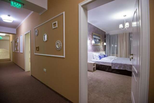 Гостевой дом Pensiunea Holiday Villa Брашов-49